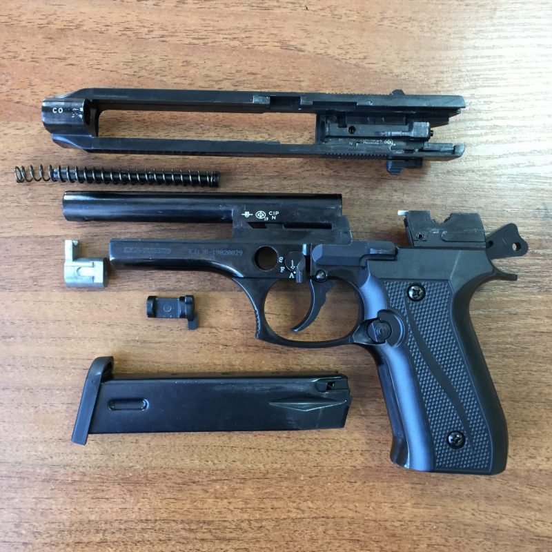 Пистолет охолощенный Beretta 92 СО - Черный — изображение 6