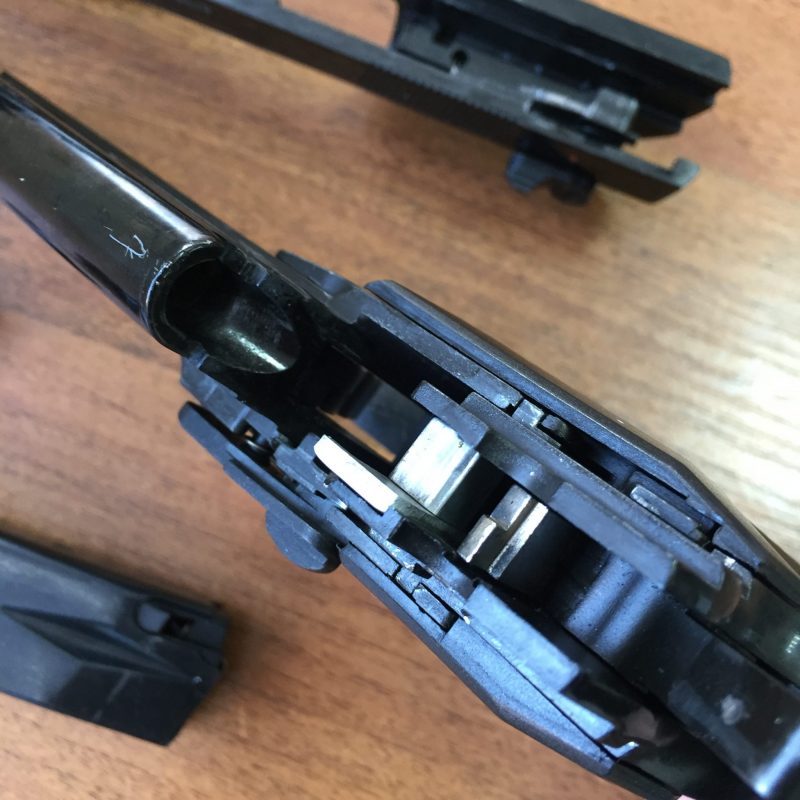 Пистолет охолощенный Beretta 92 СО - Черный — изображение 7